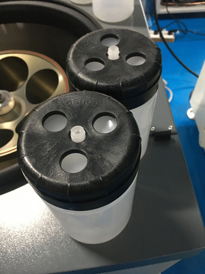 1000ml High Speed Screw Lid Centrifuge Tubes Customized Size Diameter 97x166mm