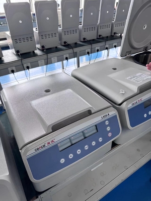 Cence L420-A Low Speed Centrifuge 12x20ml Capacity 4200rpm
